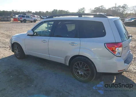 2011 Subaru Forester 2.5X Premium из США, поврежденный, VIN JF2SHADC3BH730695